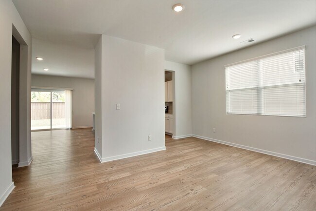 Building Photo - Minutes to Downtown Dawsonville, Rock Creek Park & More—Welcome Home