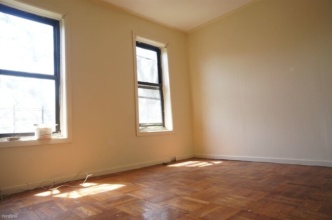 Building Photo - 2744 Bedford Ave