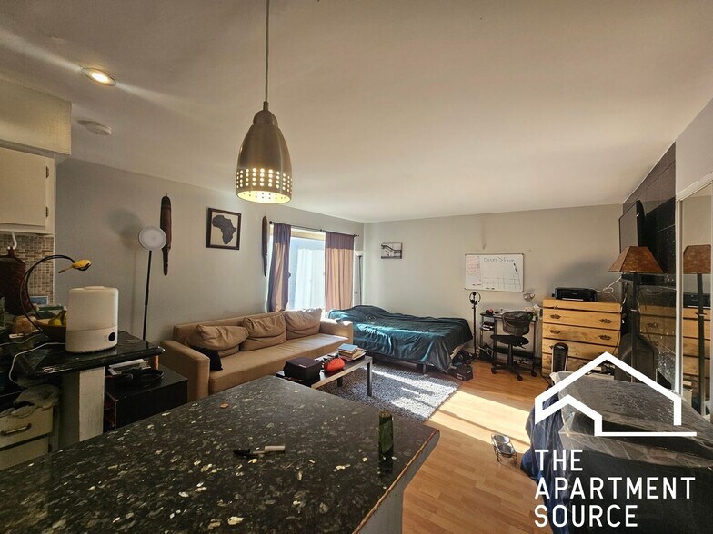 Building Photo - 744 W Gordon Ter