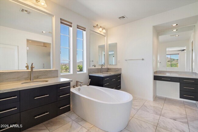 Building Photo - 26036 N 85th Dr