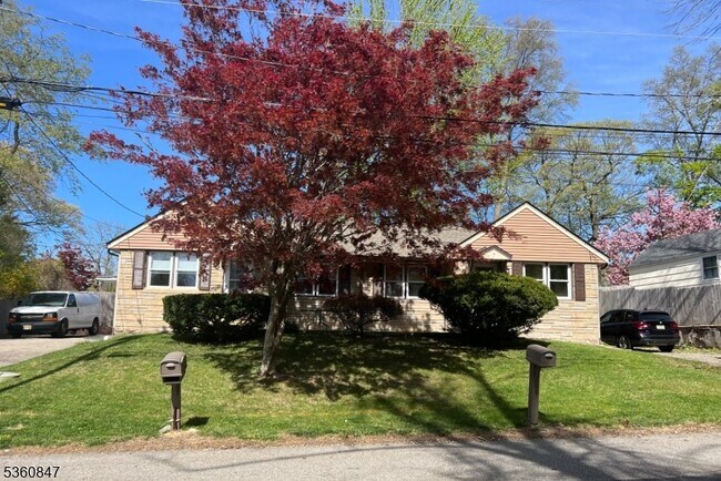Primary Photo - 7 Southard Rd