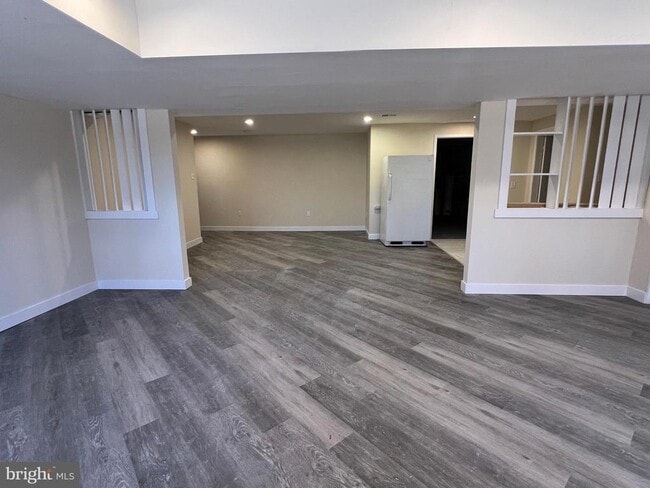 Building Photo - 7510 Sanner Rd