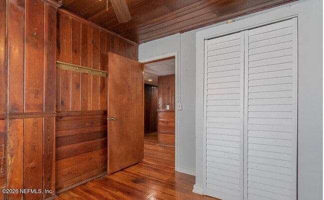 Building Photo - 1718 1st St N