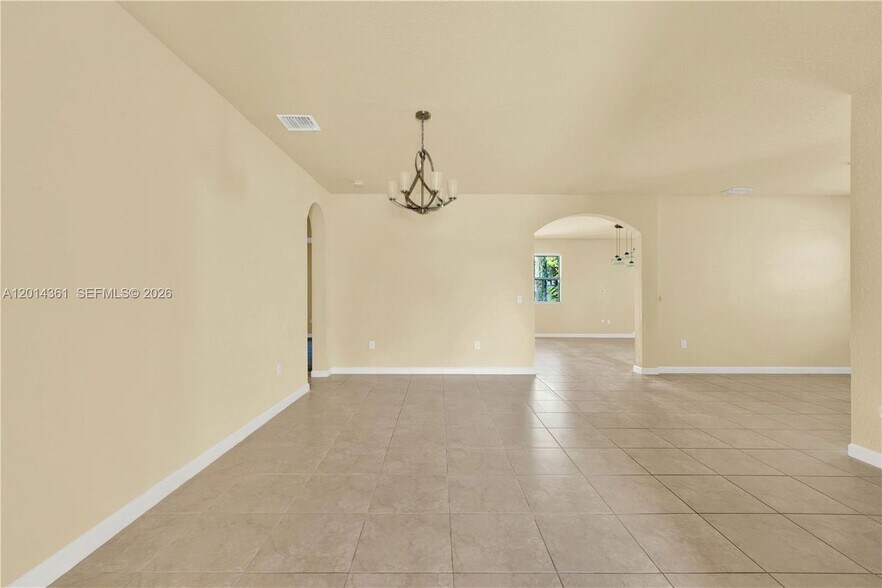 Building Photo - 11924 SW 155th Ct