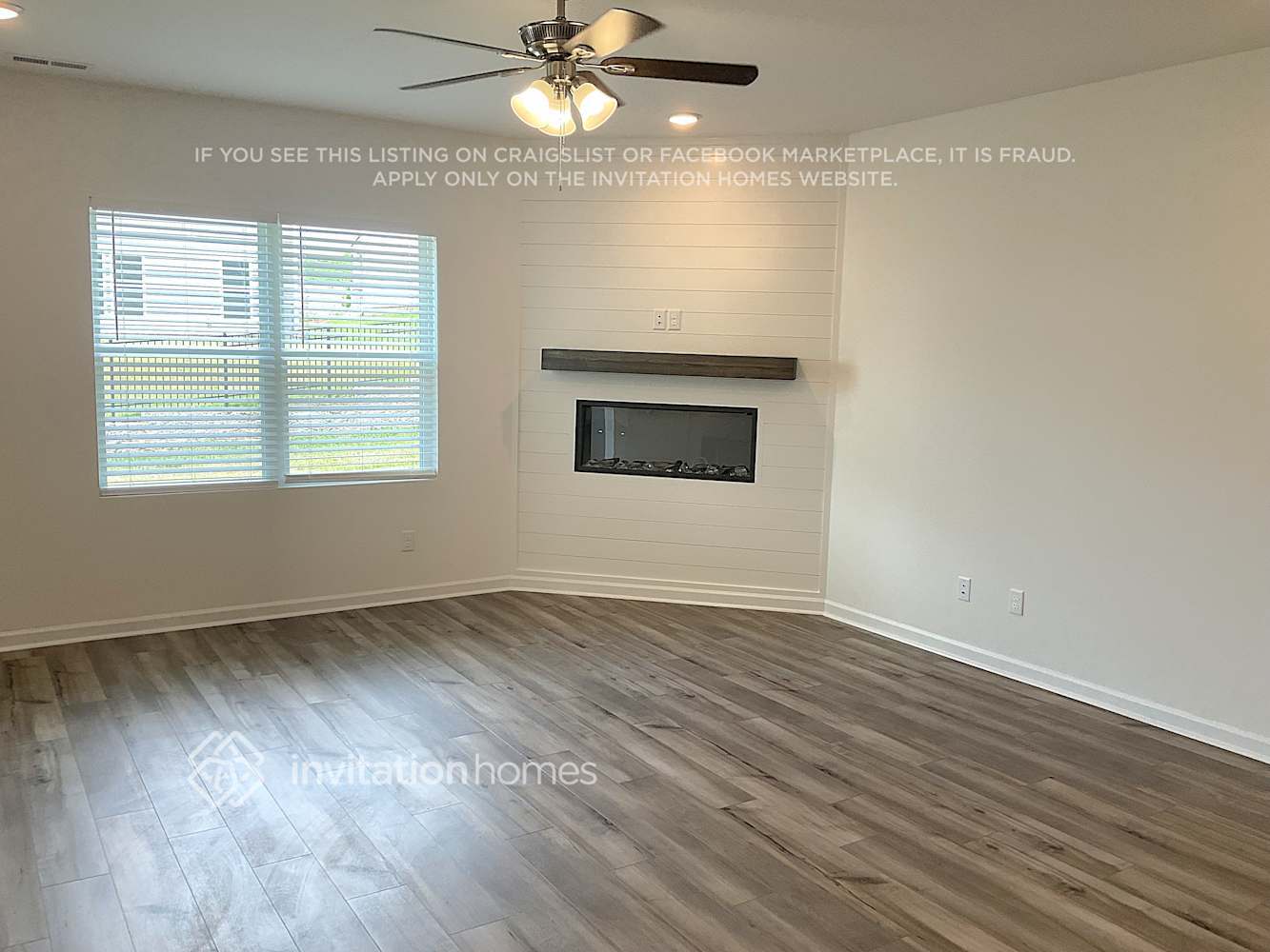 Building Photo - 3816 Lantern Ln