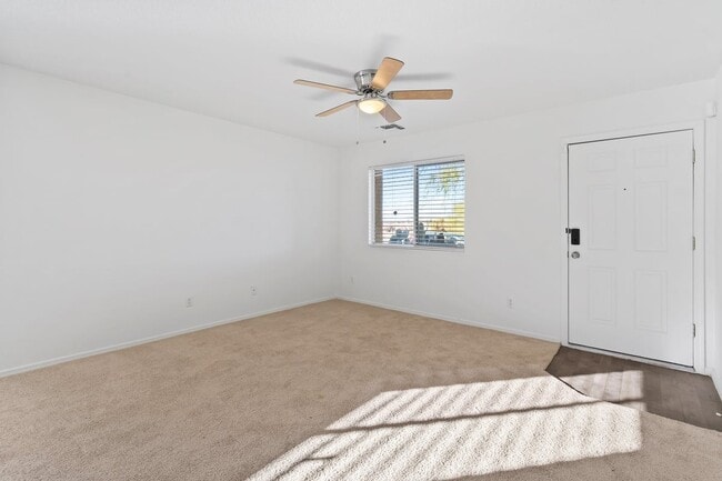 Building Photo - 6653 S Via Vista De Santa Cruz