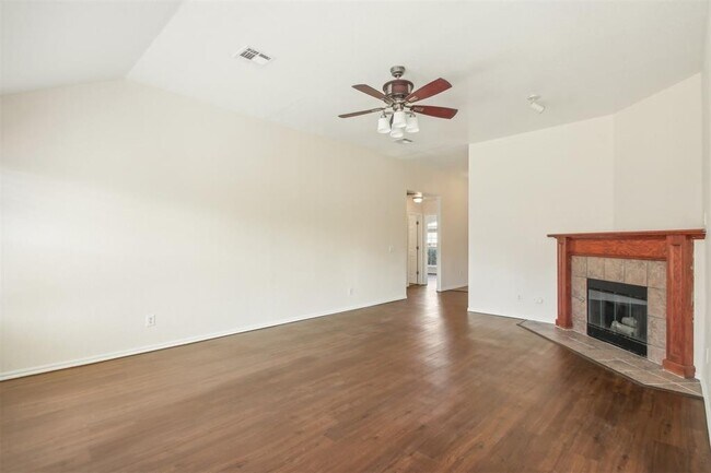 Building Photo - 8212 NW 84th St