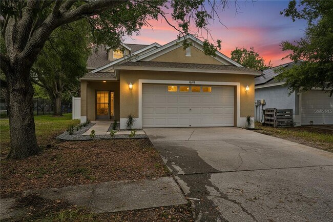 Building Photo - 10215 Lakeside Vista Dr