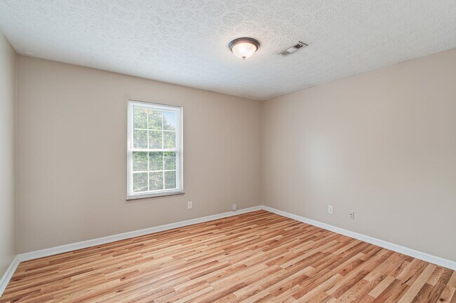 Building Photo - 4801 Cannon Ridge Dr