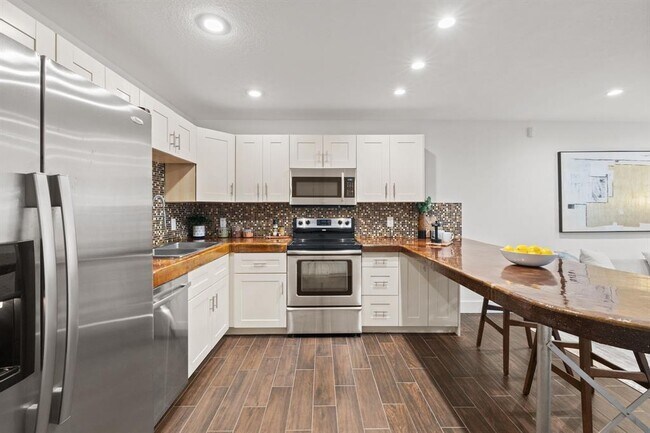 Building Photo - 1101 Shoal Creek Blvd