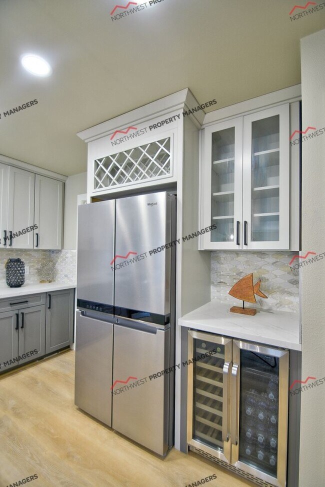 Building Photo - STATUS: AVAILABLE  | R288A | $2750