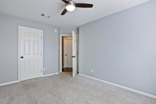 Building Photo - 21803 Whispering Forest Dr