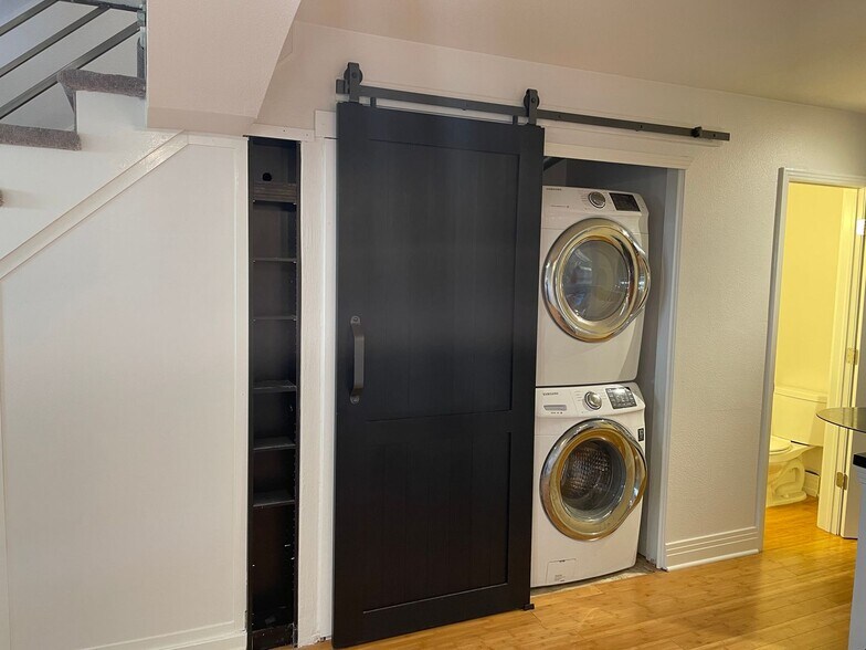 Building Photo - 4800 Osage Dr