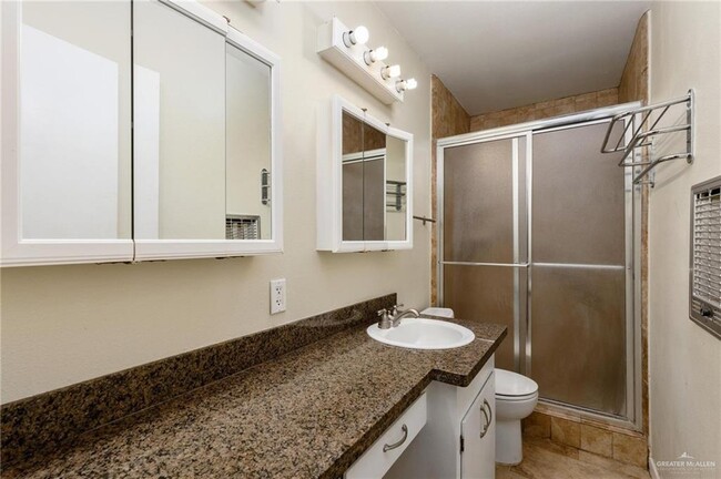 Building Photo - 2625 Village Dr