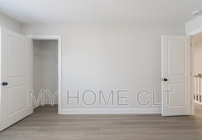 Building Photo - 3632 Trull St