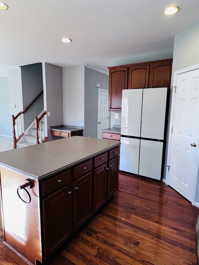 Building Photo - Move-in Special: HALF OFF off of the first month's rent! Stunning 4-5 Bedroom Home for Rent in En...