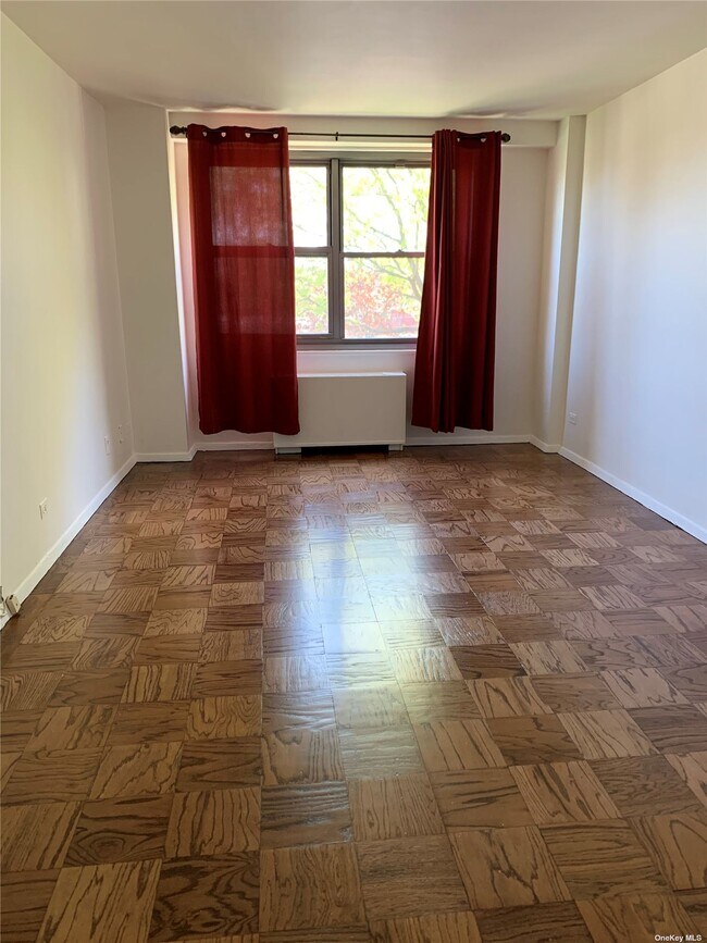 6120 Grand Central Pkwy 6120 Grand Central Pkwy Queens NY 11375