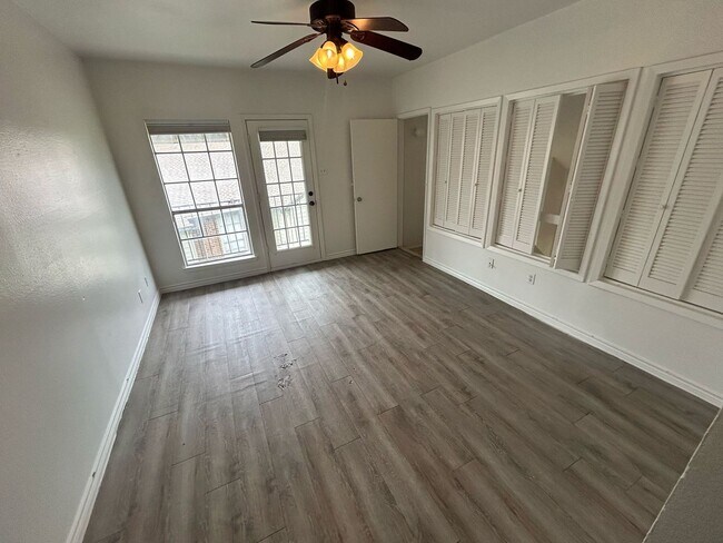 Building Photo - 5981 Arapaho Rd