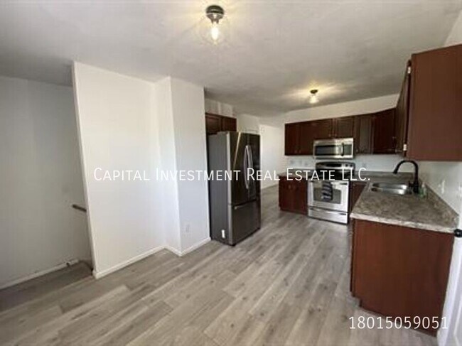 Building Photo - 1741 W 6020 S