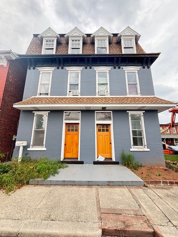 Primary Photo - 42 N State St