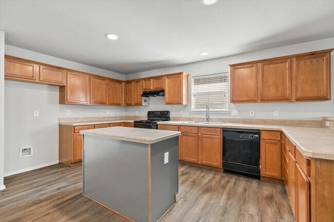 Building Photo - 10745 Kittering Trl
