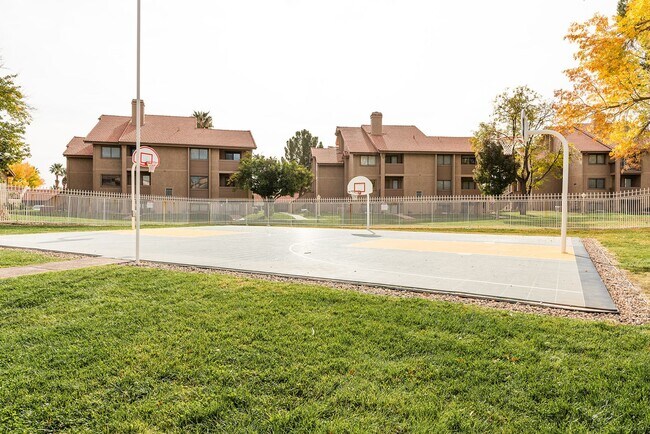 Building Photo - Sports Village - 2 Br + Play Loft, 2 Bath