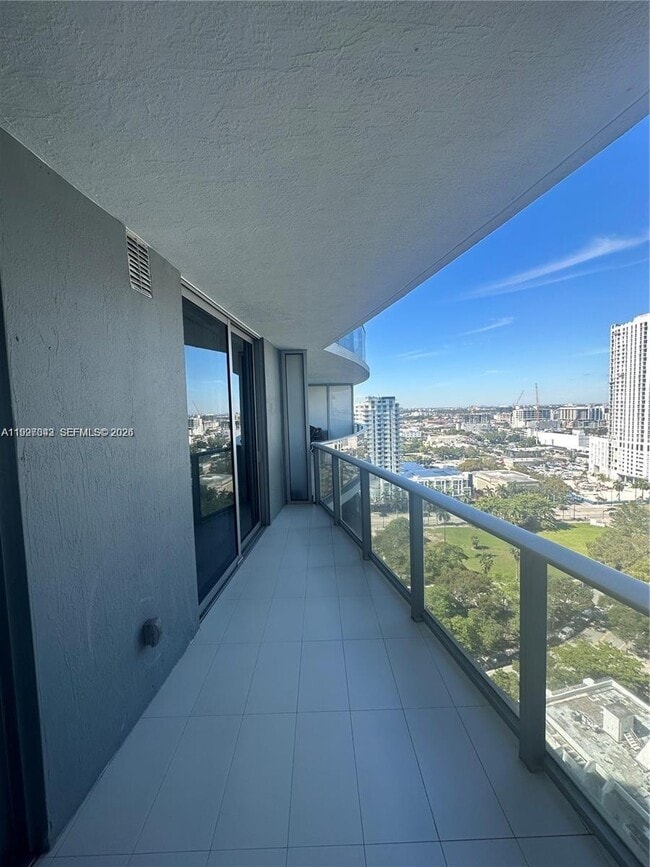 Building Photo - 488 NE 18th St