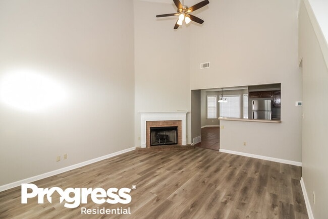 Building Photo - 8887 Hidden Springs Cove