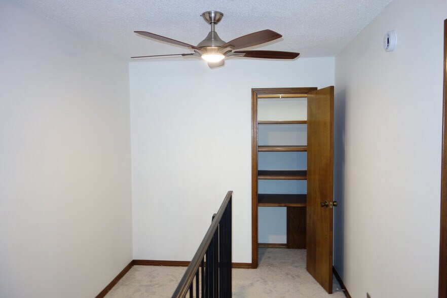 Building Photo - 7108 S Indianapolis Ave