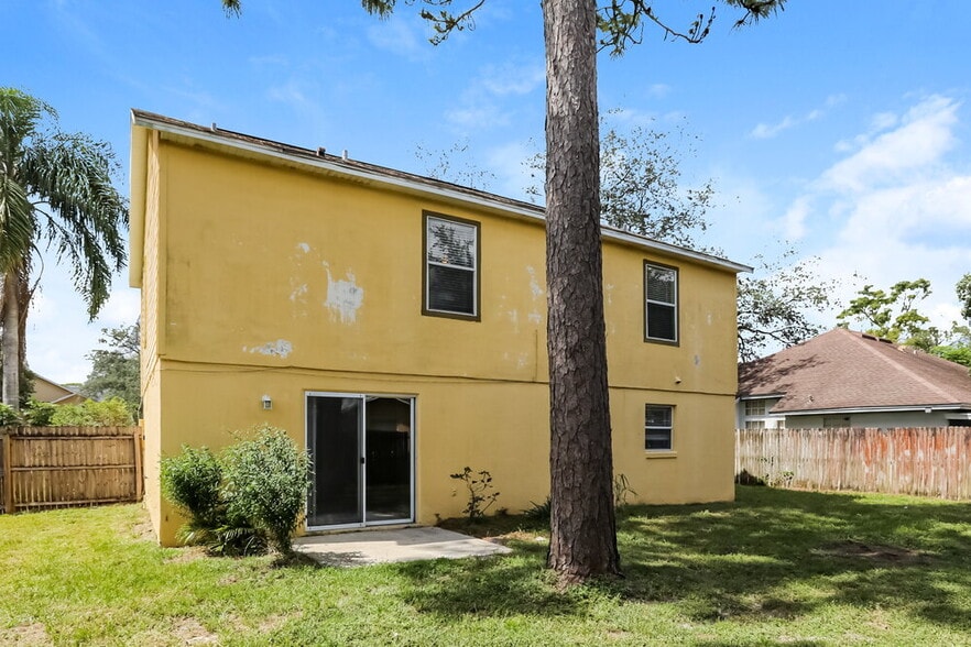 Building Photo - 1018 Corkwood Dr