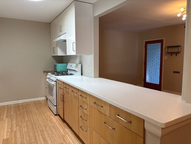 Building Photo - 7709 Mullen Dr