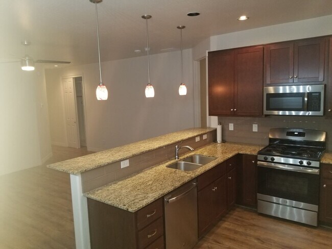 Building Photo - Rare, Single Level, Forest Springs Home! 3...