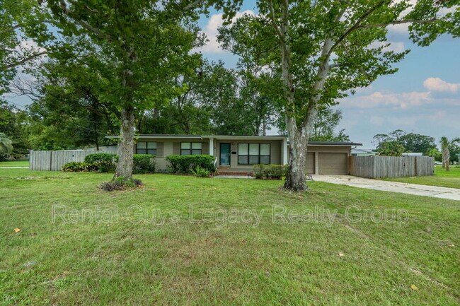 Building Photo - 3872 Marianna Rd