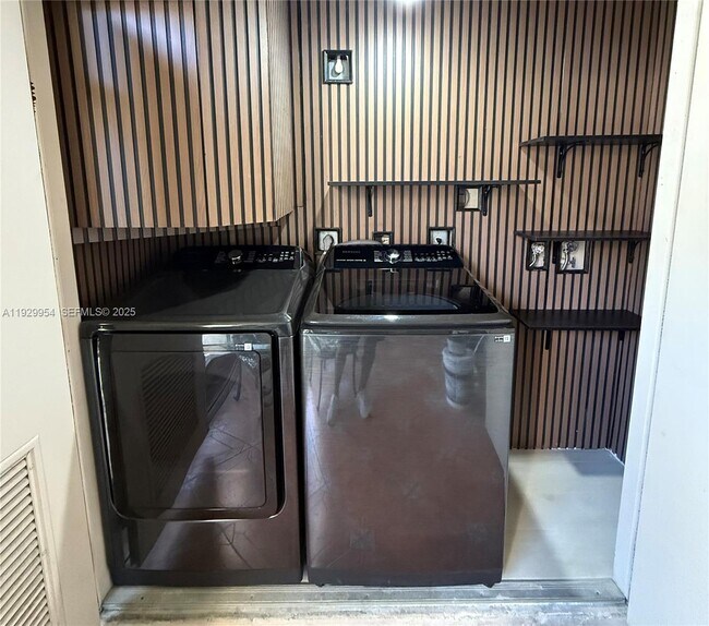 Building Photo - 11933 NW 11th St