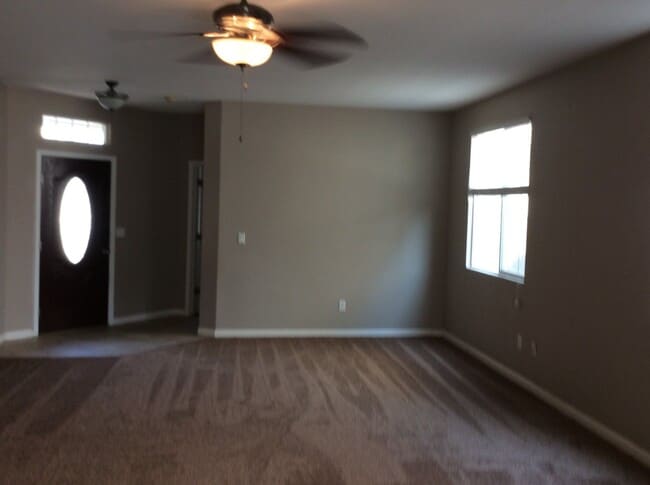 Building Photo - 1374 Bamboo St