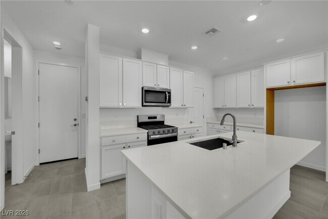 Building Photo - 11476 Panoledge Ave