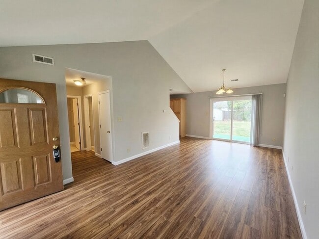 Building Photo - 2706 Ramblegate Ln