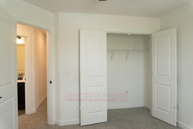 Building Photo - 1443 Darrowby Wy