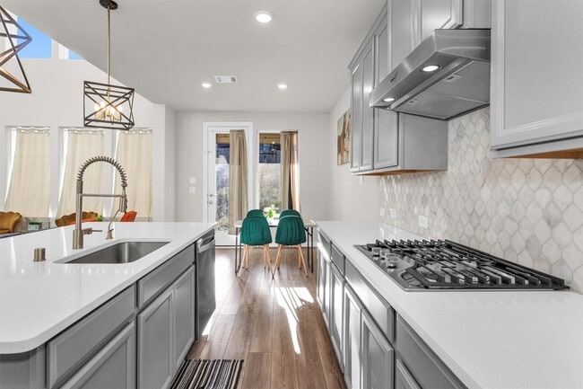 Building Photo - 17685 Martin Crk Ln