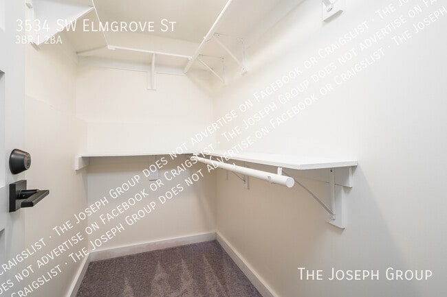 Building Photo - 3534 SW Elmgrove St