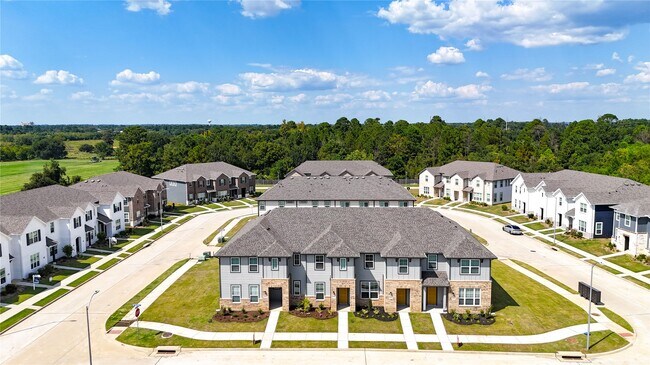 Building Photo - 11910 De Carvalho Ln