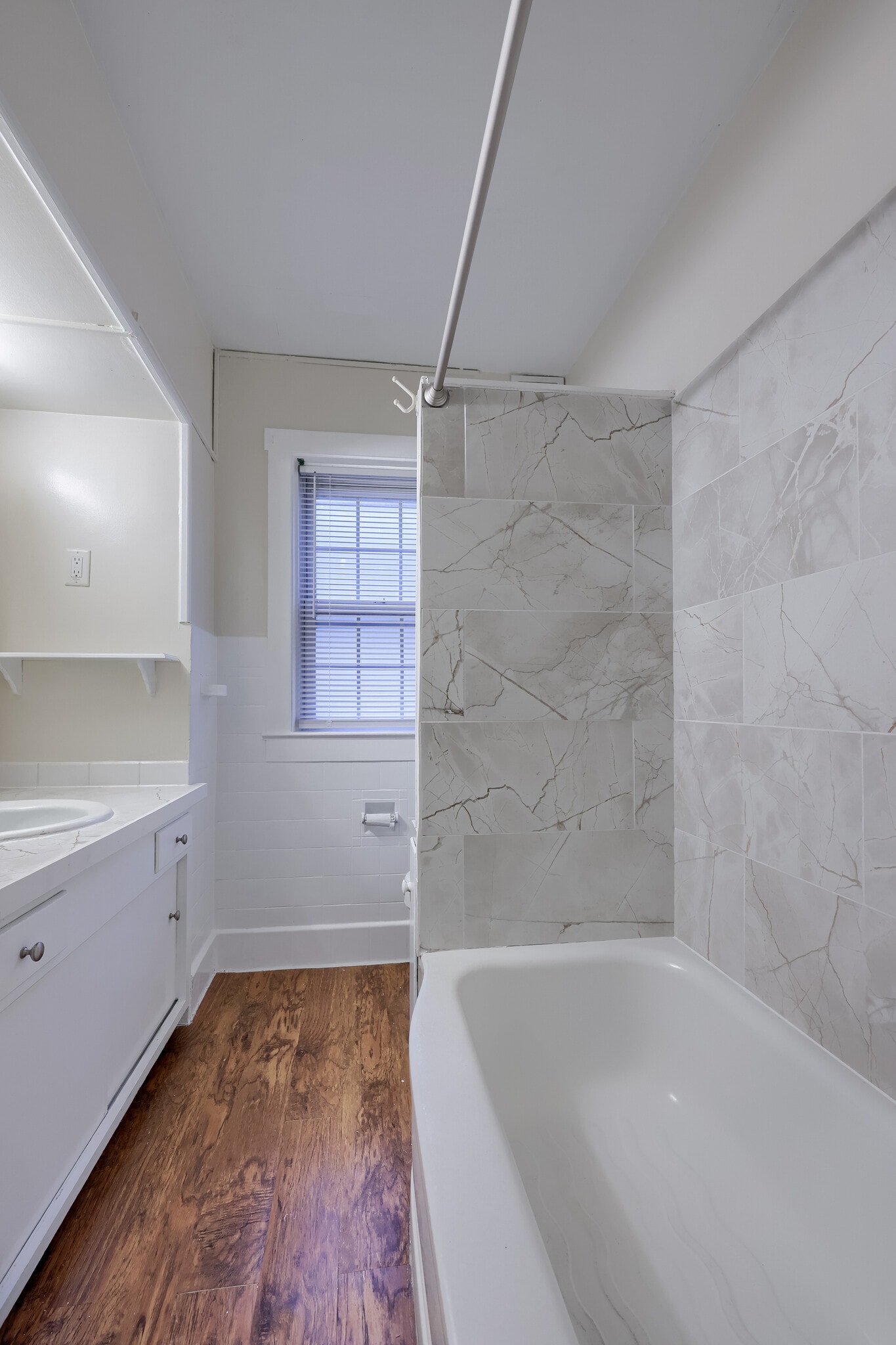 Building Photo - 123 N Spruce St