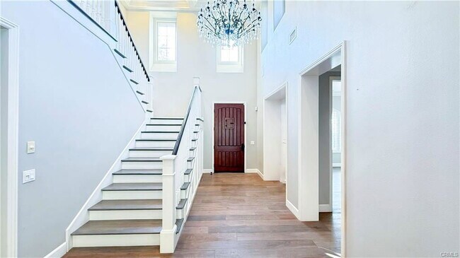 Building Photo - 121 Sunset Cove