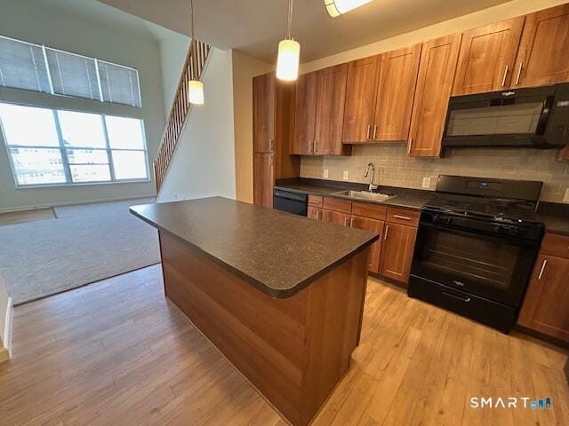 Building Photo - 10 Norden Pl