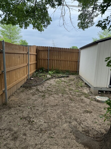 Back yard garden on left - 736 Patchway Ln