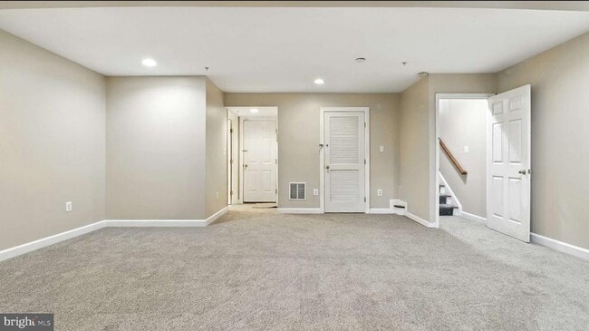 Building Photo - 1572 Penzance Way