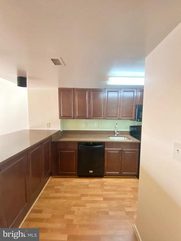 Building Photo - 1600 Prince St