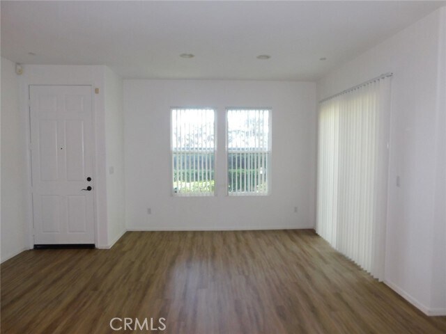 Building Photo - 3351 Via Mereno