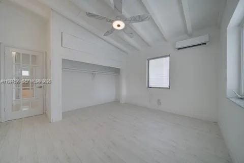 Building Photo - 6550 SW 26th St