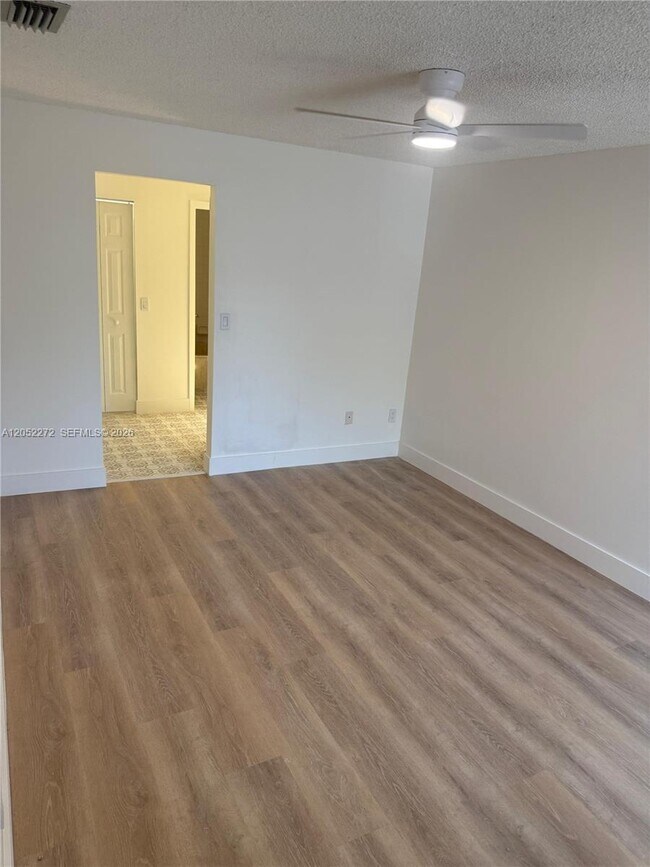Building Photo - 3553 Magellan Cir